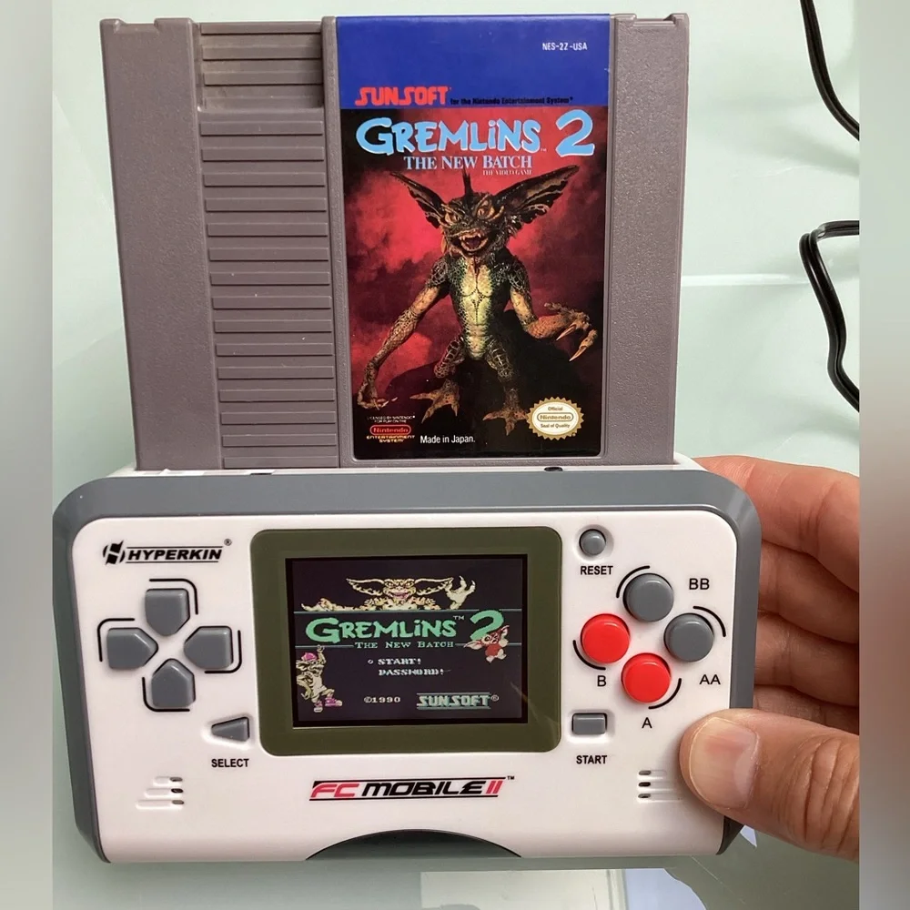 NES FC Mobile II Handheld Console For Nintendo NES Games Hyperkin In Box